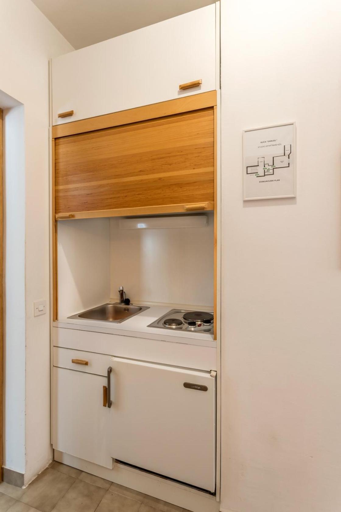 Apartments With A Parking Space Baska Voda, Makarska - 301 Room photo