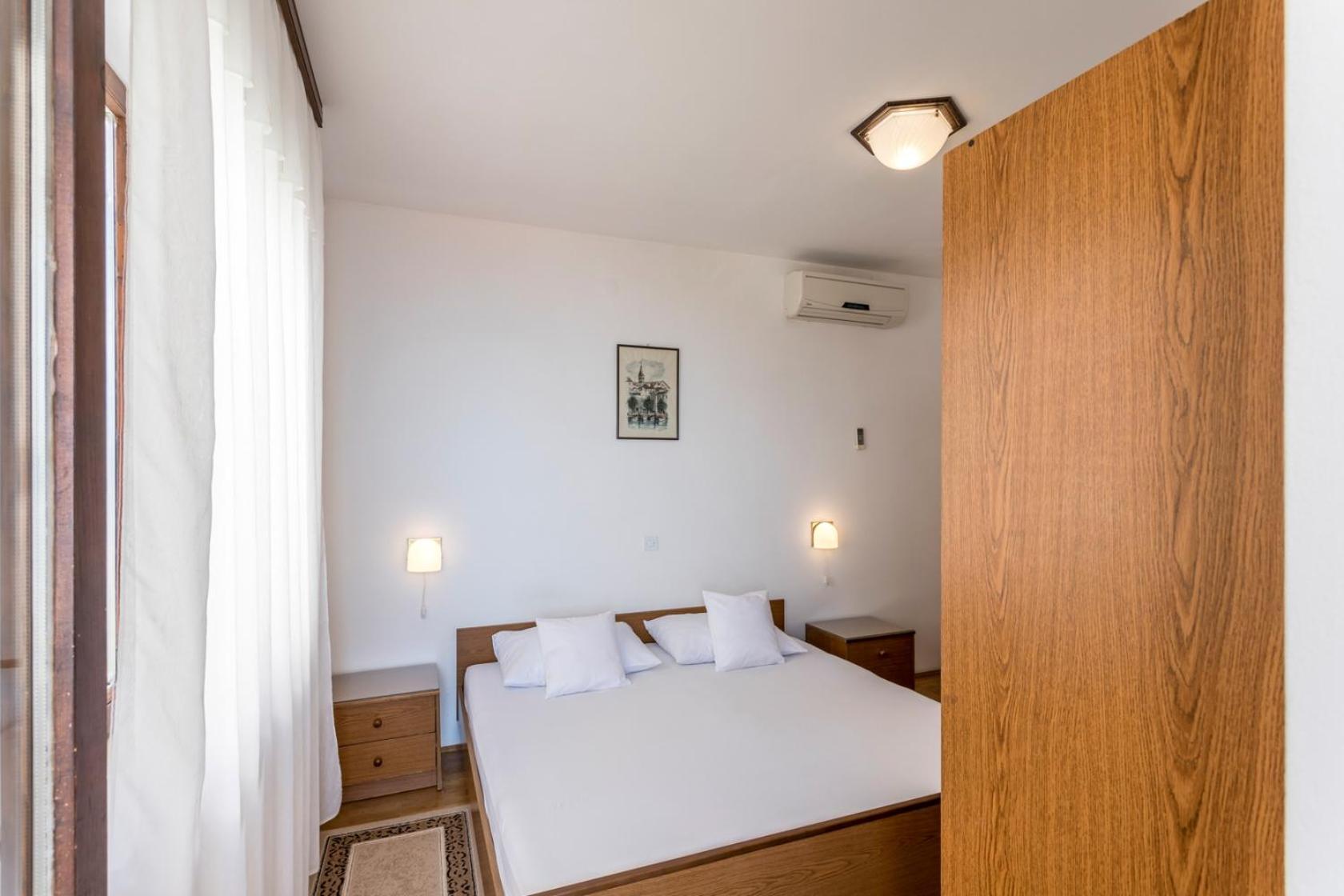 Apartments With A Parking Space Baska Voda, Makarska - 301 Room photo