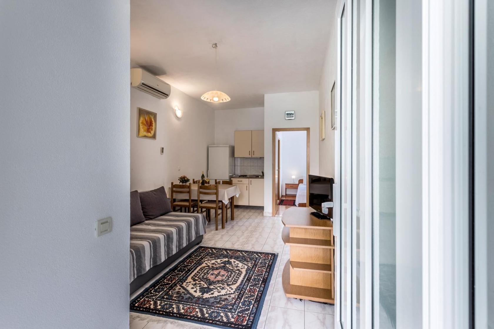 Apartments With A Parking Space Baska Voda, Makarska - 301 Room photo