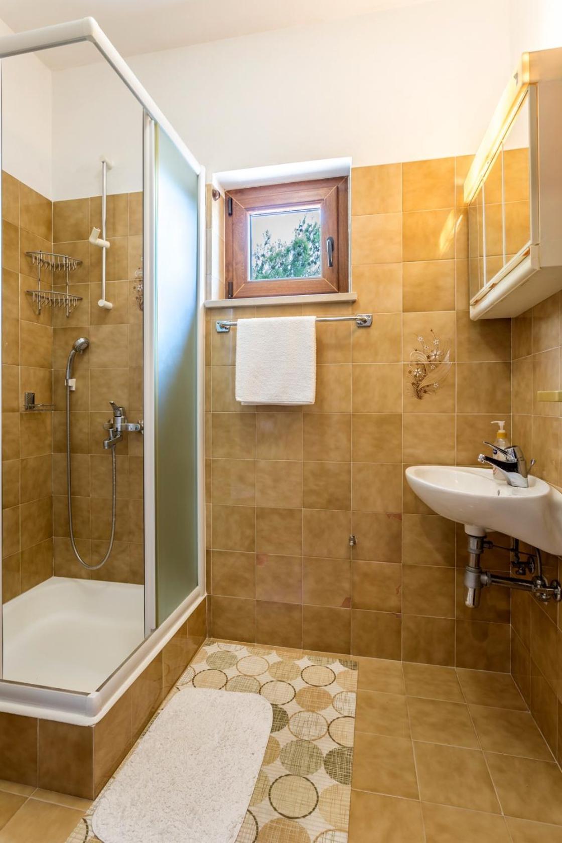 Apartments With A Parking Space Baska Voda, Makarska - 301 Room photo